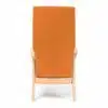 Relaxfauteuil voor ouderen oranje bekleding met bruin houten frame