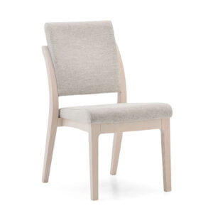 Revalidatie stoel voor ouderen Liv Zorgmeubel wit houten frame en grijze bekleding