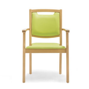 Seniorenstoel care bruin hout met groen urine-werende bekleding