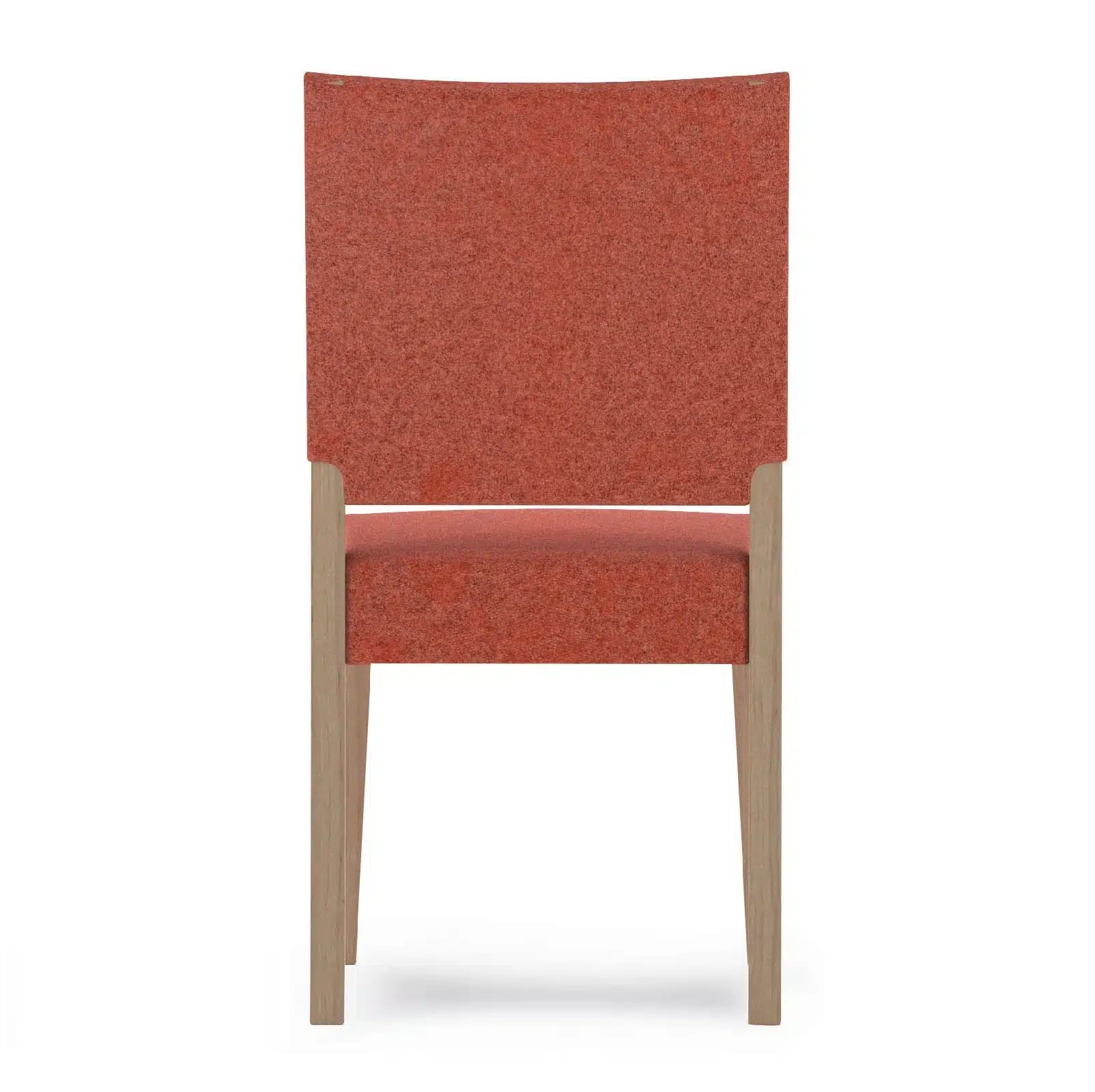 Stoel voor senioren met bruin hout en oranje bekleding