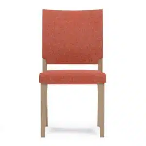 Stoel voor senioren met bruin hout en oranje bekleding