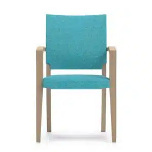 Stoel voor senioren armstoel met bruin houten frame en turquoise urine-werende bekleding