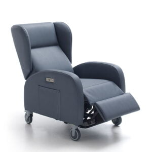 Perspectief relaxfauteuil met voetenbank