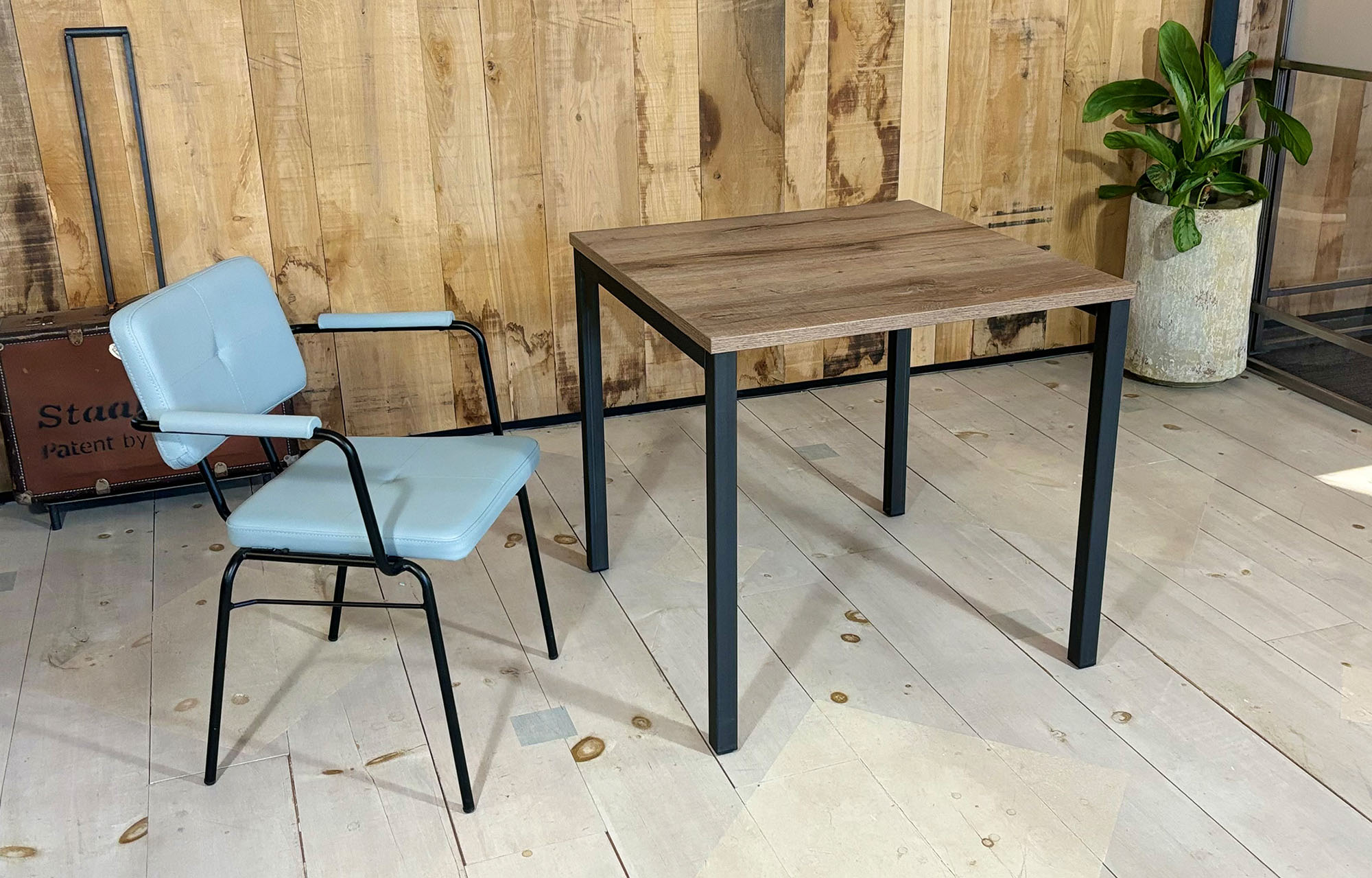Seniorentafel 80x80 Sensi met Senior stoel